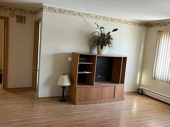 3rd image of 11025 S Keating Ave APT 204