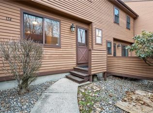 114 Cedar Knolls Dr, Branford, CT 06405