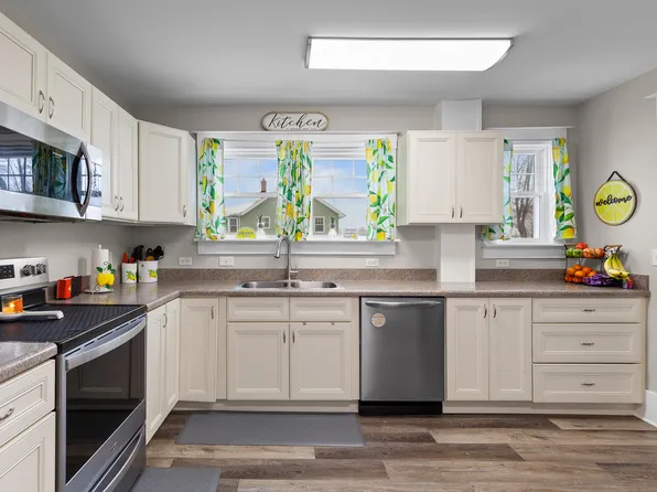 1001 W Michigan Ave, Jackson, MI 49202