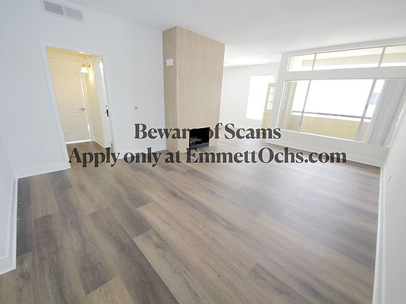 4th image of 1253 Barry Ave #305