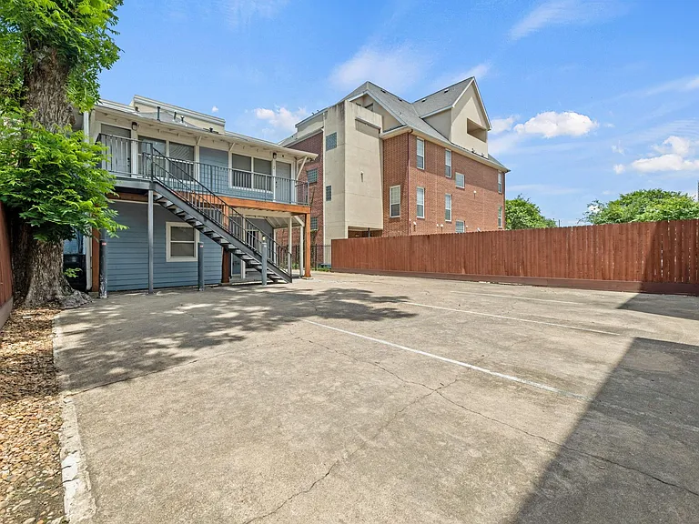 412 Drew St #1 — Photo 21