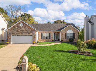 1161 The Crossings Dr, O'Fallon, MO 63366