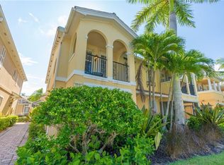 8156 Josefa Way, Naples, FL 34114