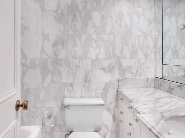 188 East 70th Street image 10 of 11