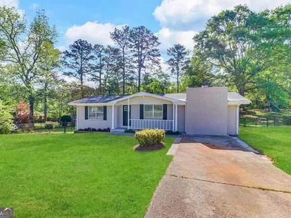 3621 W County Line Rd, Douglasville, GA 30135