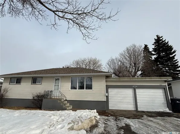 634 King STREET, Weyburn, SK S4H 0P7
