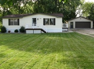 272 Court Ln, Detroit Lakes, MN 56501