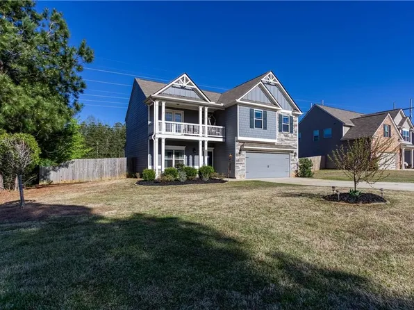 7999 Dawson Ln, Douglasville, GA 30134