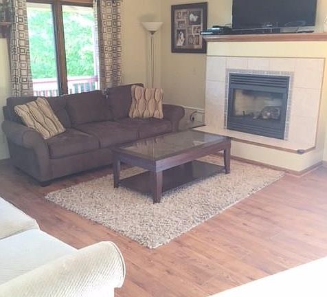 4th image of 1126 Lisbon Dr