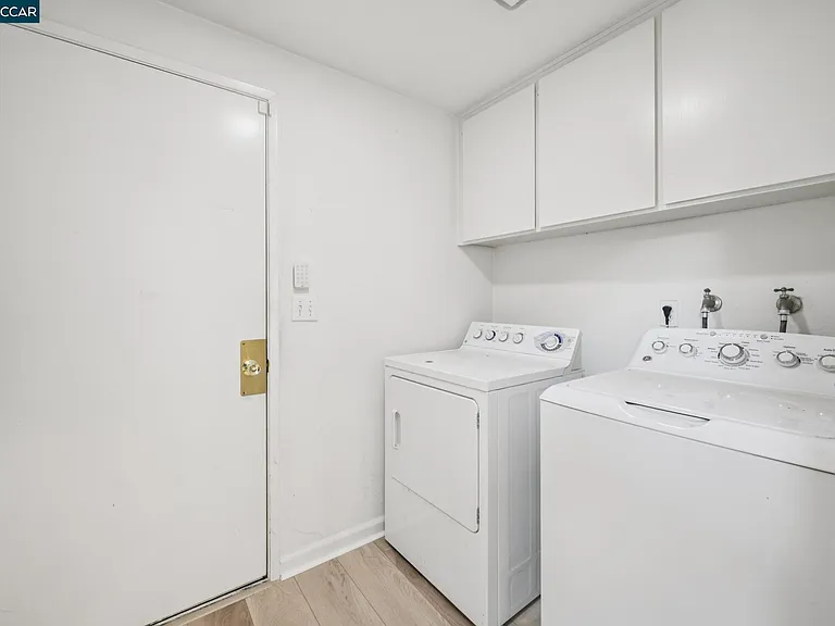 2137 Presidio Ct — Photo 20