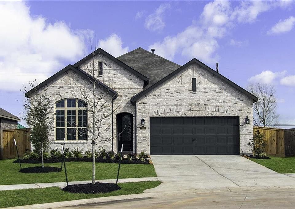 1st image of 23506 McNabb Spur Ln