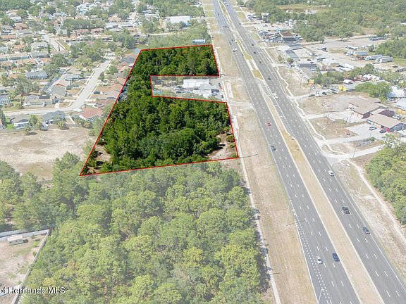 3rd image of 18443 Us Highway 19
