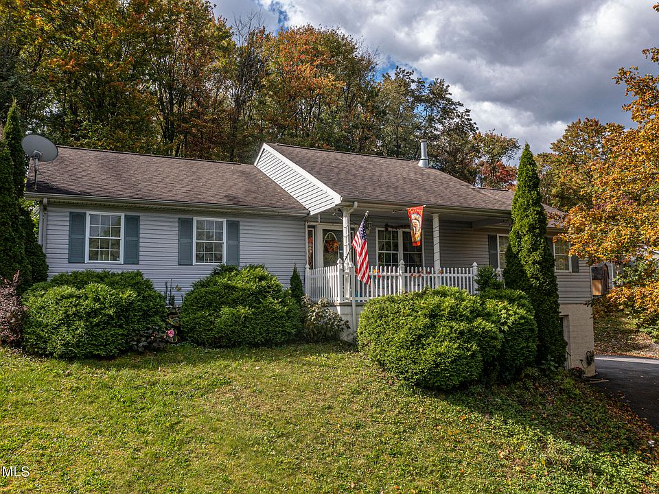 811 N 17th St, Altoona, PA 16601 Zillow