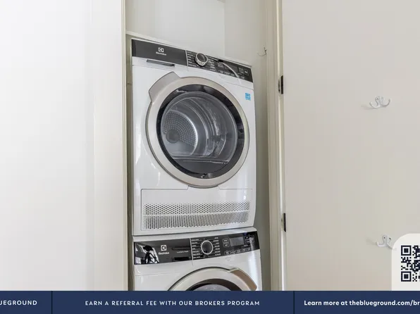 70 Middagh Street image 14 of 22