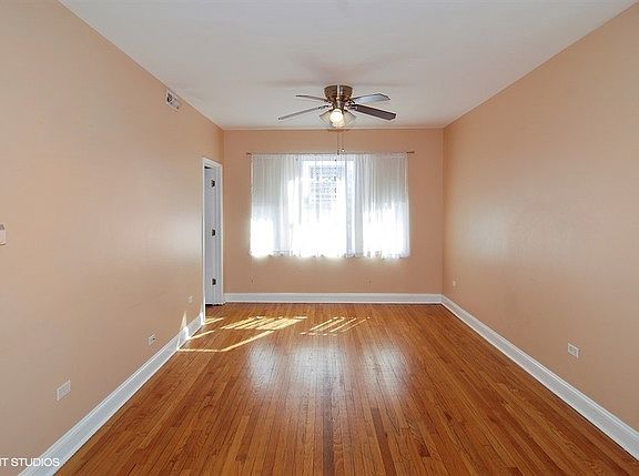 5th image of 1120 N Maple Ave APT 2E