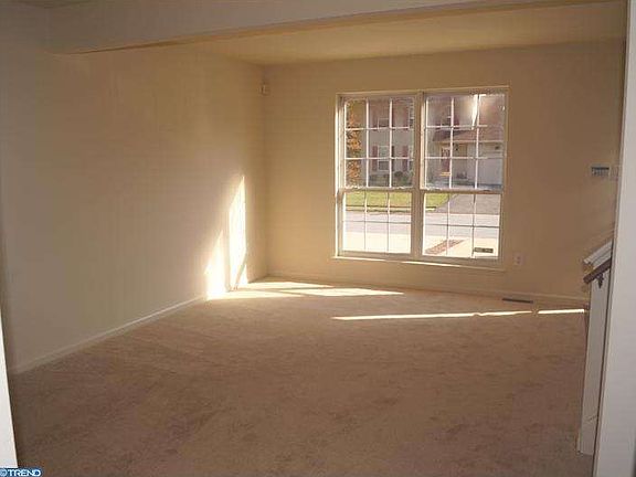 4th image of 105 Cypress Dr