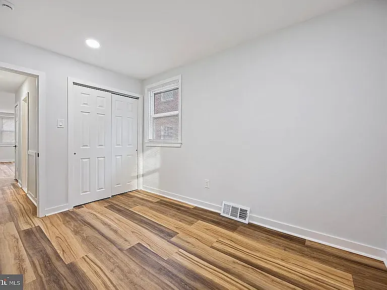 7028 Valley Ave #1 — Photo 12