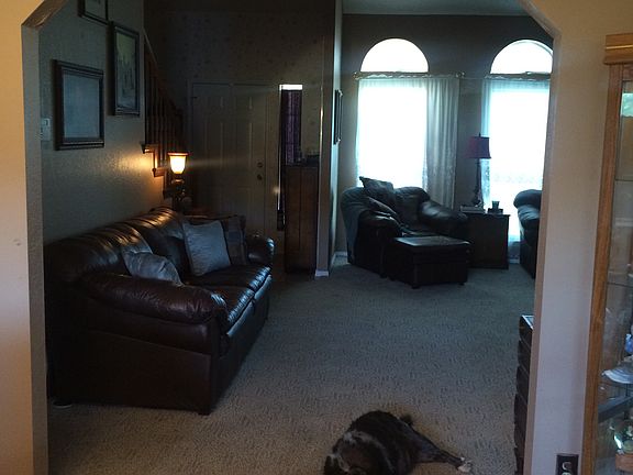 from dining into liv room