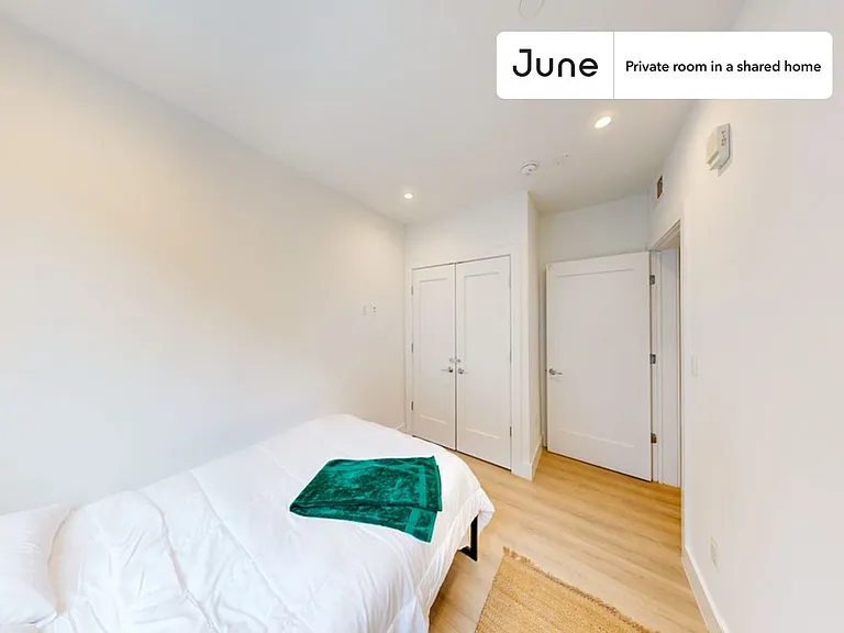 2147 P St NW #D — Photo 2