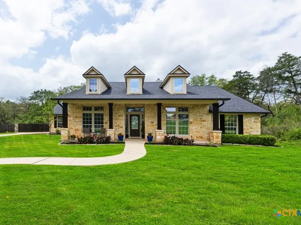 142 Carriage Ct, Bastrop, TX 78602
