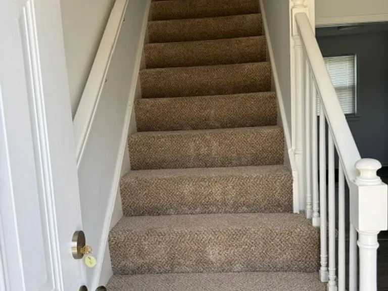 302 Cottonwood Ln — Photo 13