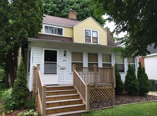 919 Oakland Ave, Madison, WI 53711
