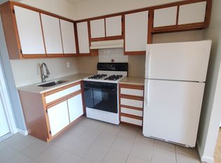 2634 30th St APT 2A, Astoria, NY 11102