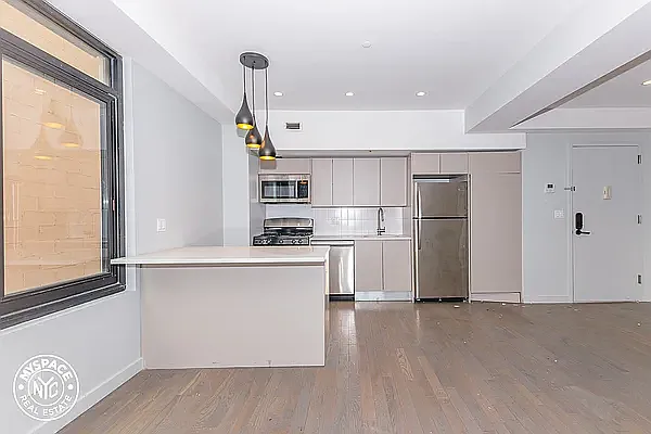 Rented by MySpaceNYC | media 41