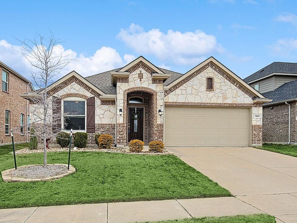 1st image of 11601 Champion Creek Dr