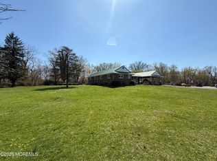 2360 Monmouth Rd, Jobstown, NJ 08041