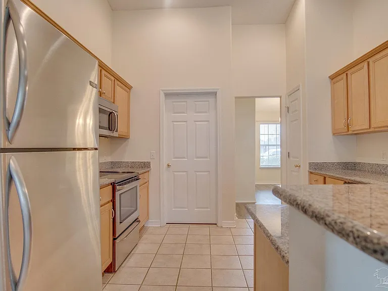 3012 Classic Dr — Photo 10