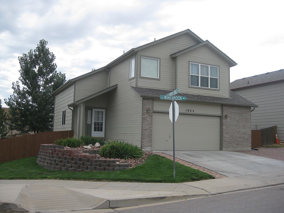 Curbside view