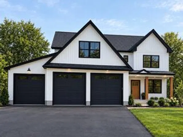 10 Flintlock Drive, Windham, ME 04062