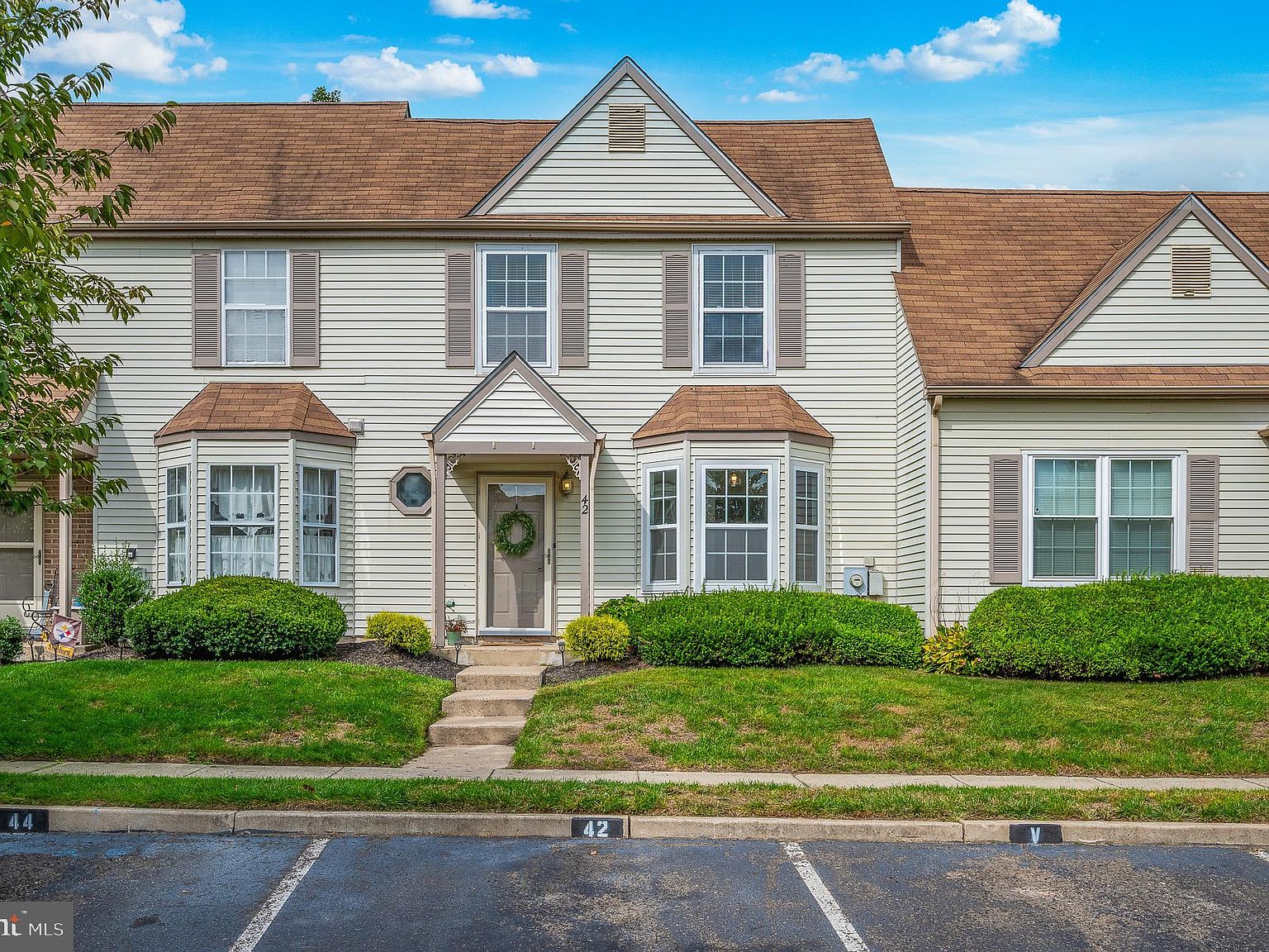 42 Knoll Dr, Blackwood, NJ 08012 Zillow