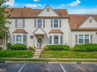 42 Knoll Dr, Blackwood, NJ 08012