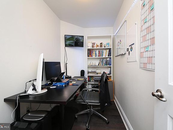3rd image of 245 Grace Ln