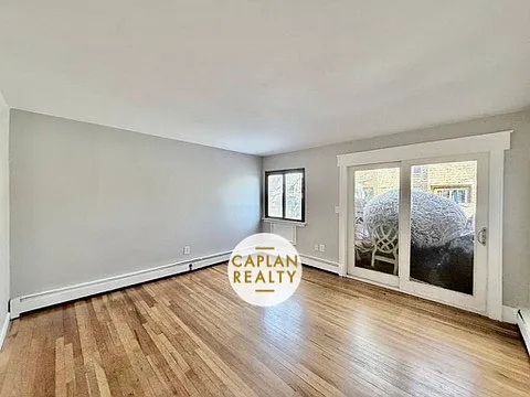 435 Orchard St #3C — Photo 4