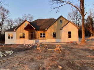 32 Johnny Dr, Greenbrier, AR 72058