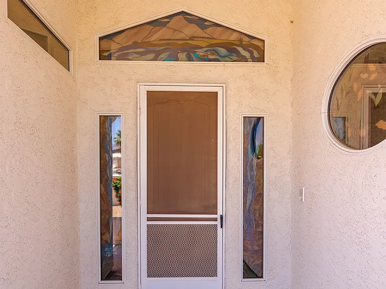 1960 Mangrum Dr — Photo 4
