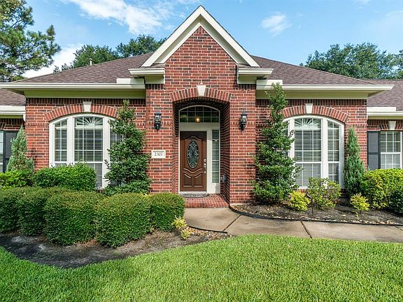 Looking for a home that meets all your expectations? Gorgeous 1 story home nestled in the Estates of Legends Ranch Community