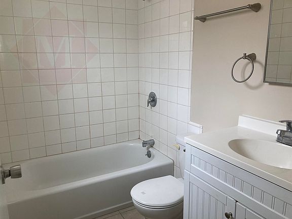 4th image of 741 Janetwood Dr APT 12
