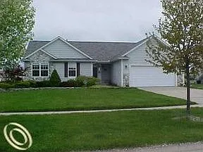 1328 Maple Leaf Ln photo 1