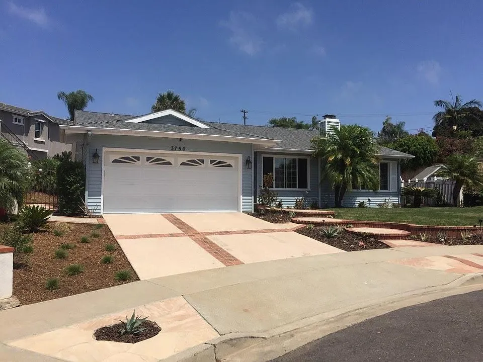 3750 Yvette Way