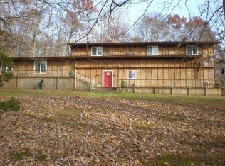 1138 Augustus Rd, Fayetteville, WV 25840