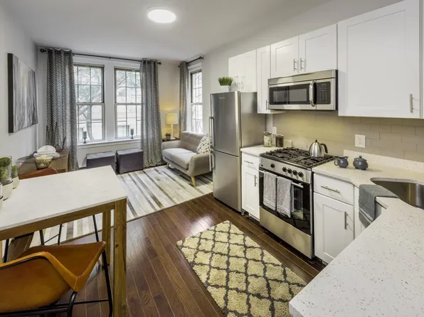 16 Clearway St, Boston, MA