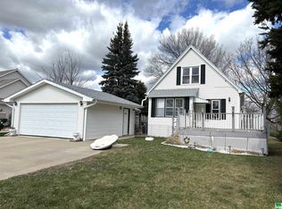 2234 Gibson St, Sioux City, IA 51106