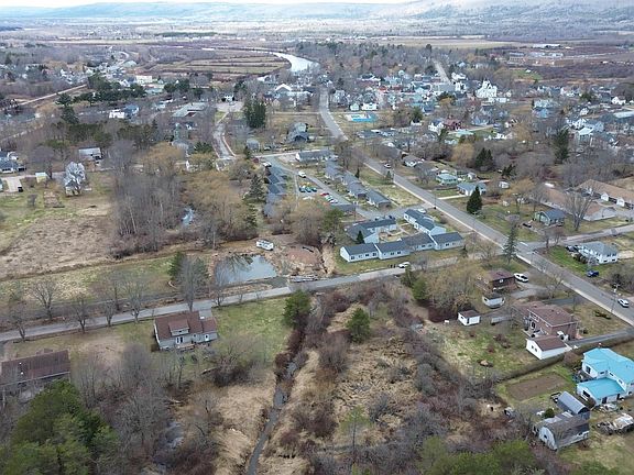 5th image of Chipman Ave