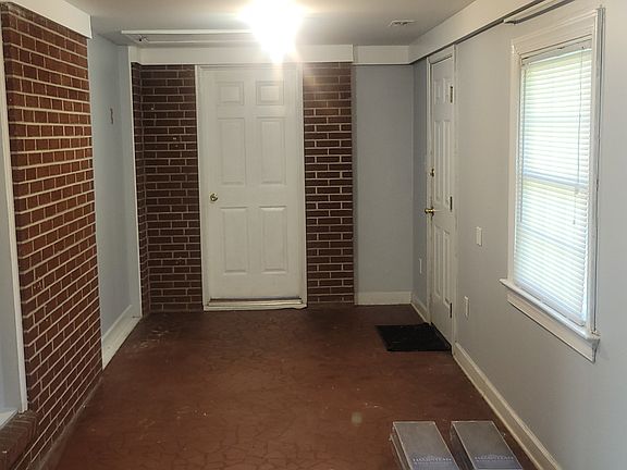 4th image of 6024 Chestnut Ave