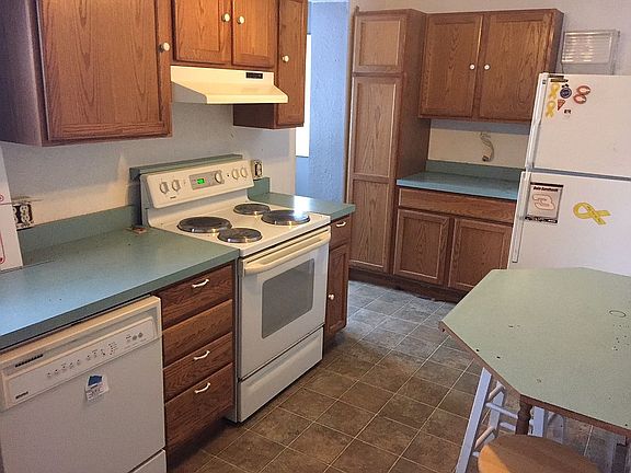 4th image of 803 Midland Blvd