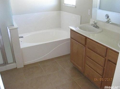4th image of 8540 Kenny Ct